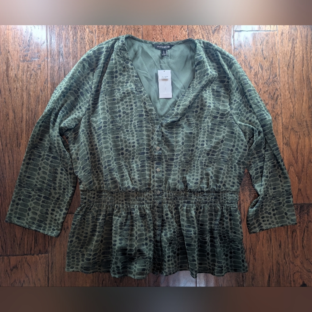 Banana Republic Smocked Waist Patterned Blouse